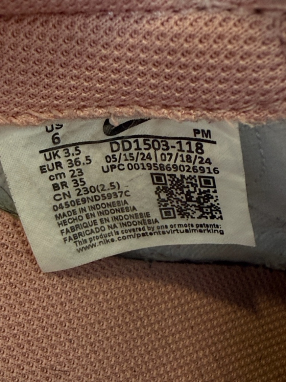 Nike Dunks Low-Top Sneakers Women’s size 6 - Picture 12 of 16